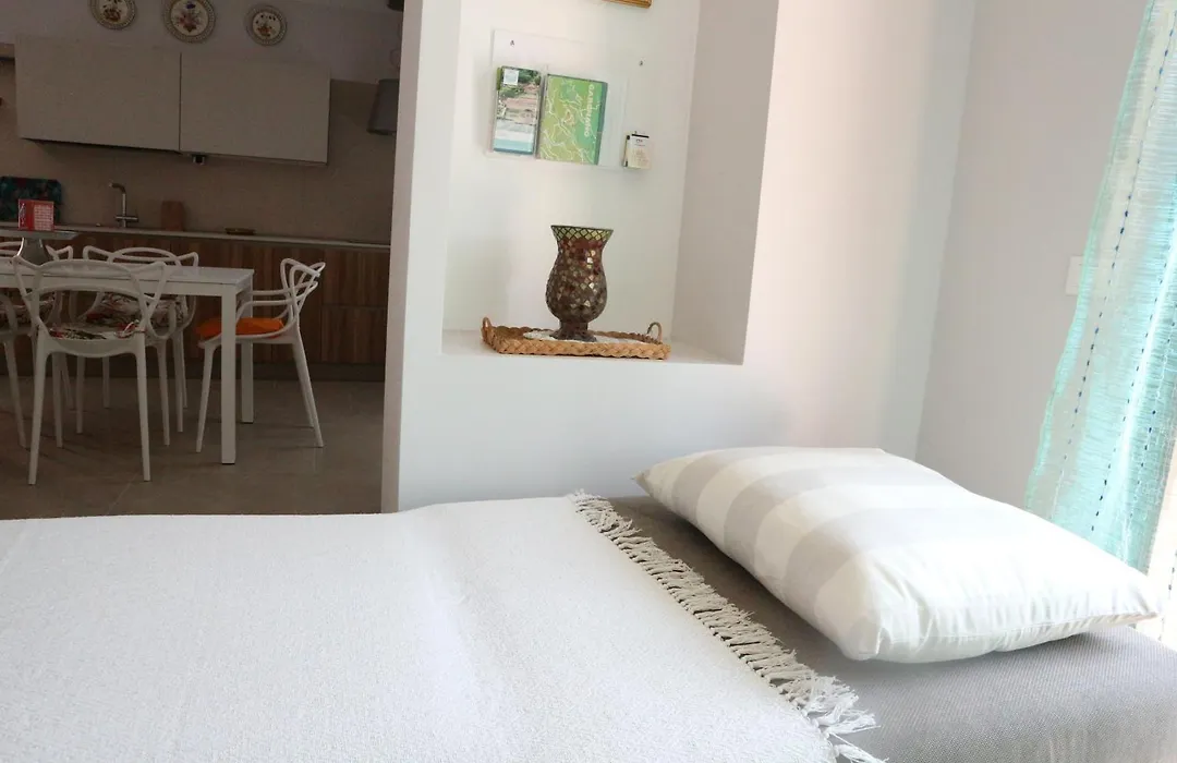 B&B Casa Elena Camere E Appartamenti Sul Lago Di Garda-1